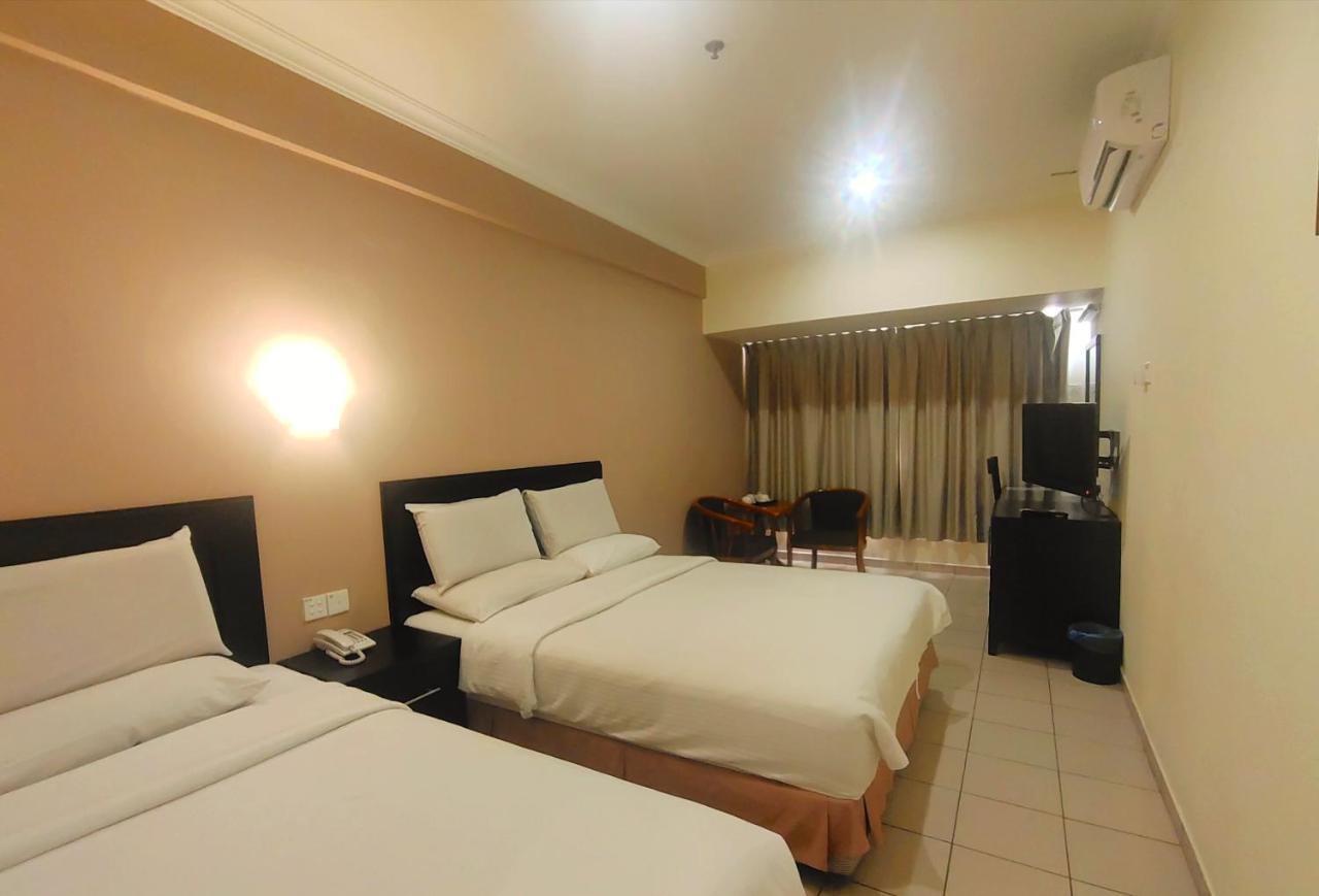 Megah D'Aru Hotel Kota Kinabalu Exterior foto