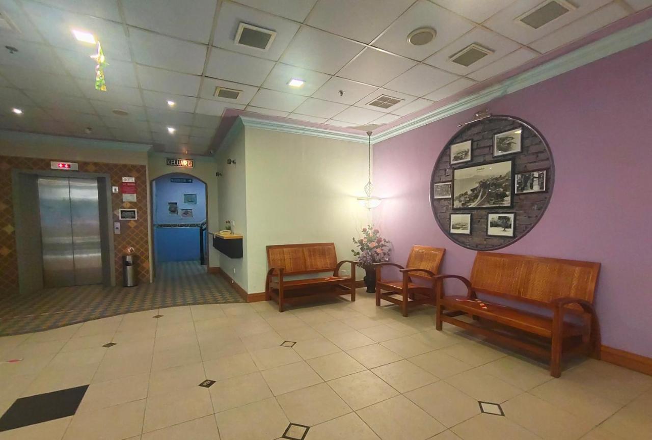 Megah D'Aru Hotel Kota Kinabalu Exterior foto