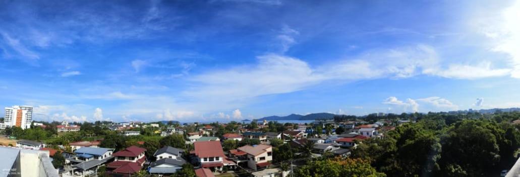 Megah D'Aru Hotel Kota Kinabalu Exterior foto